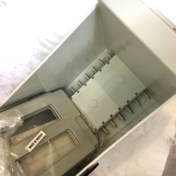 Media Mate 3 1/2" Floppy Disk Storage Box Case Holder NWT NOS - Picture 7 of 13